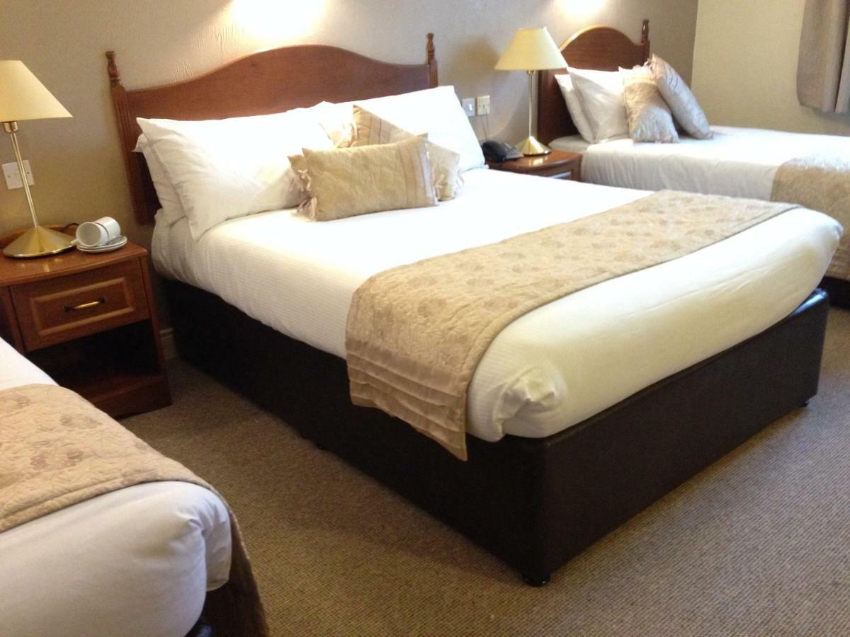 Hotel เคอร์ราโคล ภายนอก รูปภาพ
