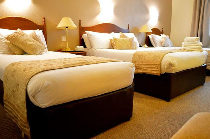 Hotel เคอร์ราโคล ภายนอก รูปภาพ